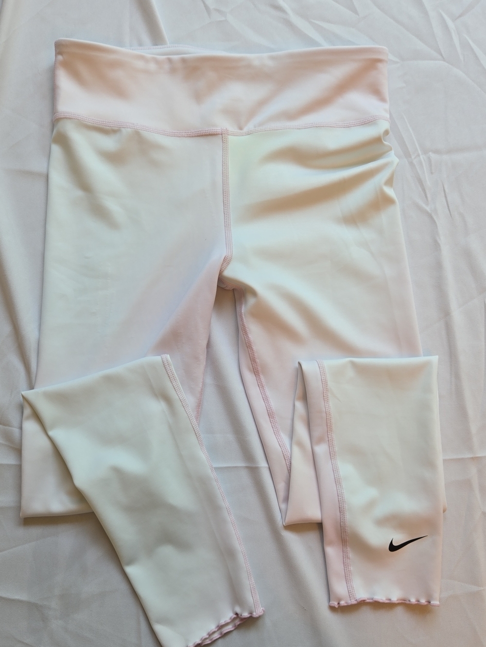 Nike Pale Pink and White High-Waist Leggings